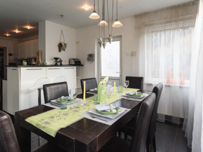 Casă contemporană de Vânzare în Corunca – Lângă Târgu Mureș   