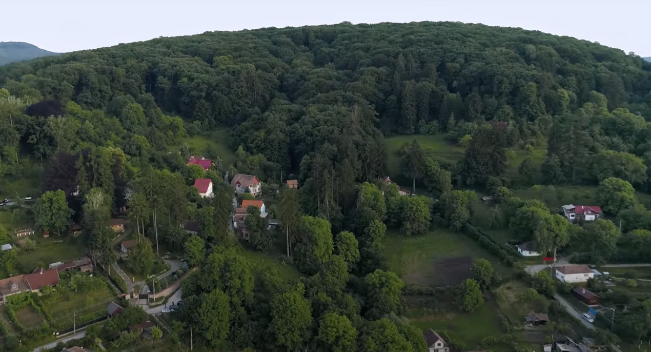 Proprietate unica, cu vedere spre cetatea Medievală Sighișoara ( sit UNESCO )