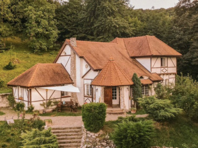 Proprietate unica, cu vedere spre cetatea Medievală Sighișoara ( sit UNESCO )