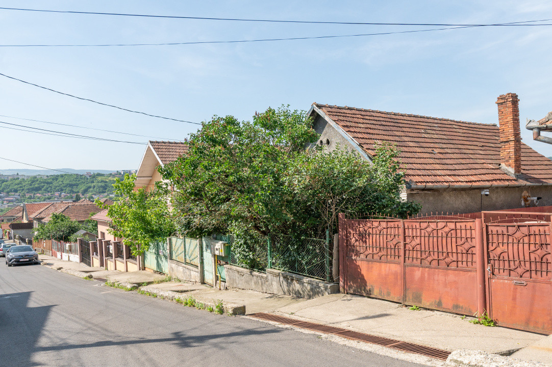 Teren intravilan pentru construire casă individuală sau duplex