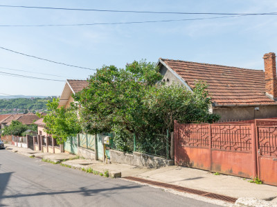 Teren intravilan pentru construire casă individuală sau duplex