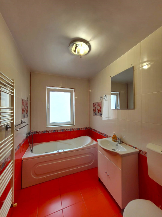 Apartament cu 2 camere și parcare inclusă – Str. Eroilor 94