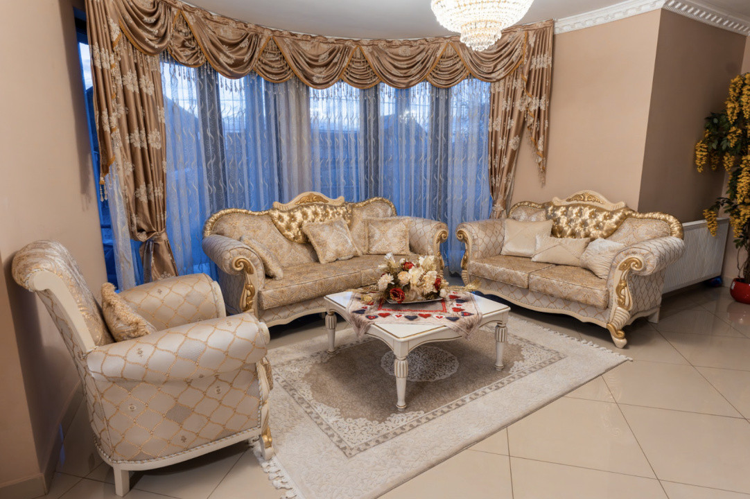 Casă modernă P + M în Cristești, 6 cam, construită de constructor local