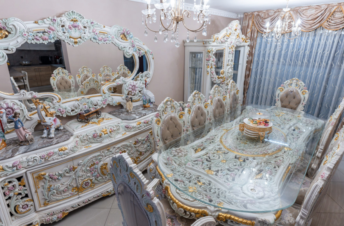 Casă modernă P + M în Cristești, 6 cam, construită de constructor local