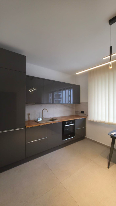 Spatiu Premium în Duplex pentru birou: 6 Camere, Infrastructură IT, Parcare