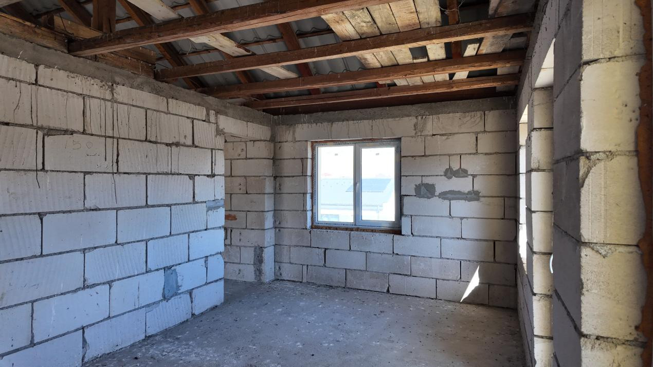 Casă individuală pe 1000 mp teren la preț de duplex:  Strada Iris, Chinteni