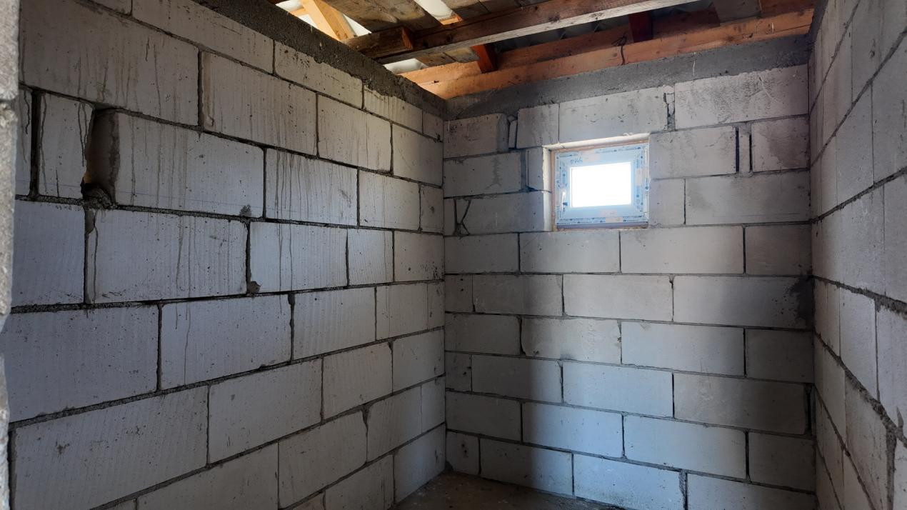 Casă individuală pe 1000 mp teren la preț de duplex:  Strada Iris, Chinteni