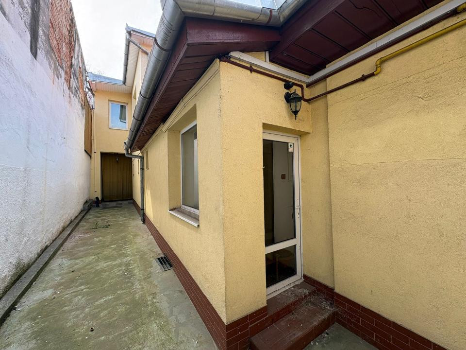 Casa 300 mpc - 670 mp teren - 10 minute pe jos de Mures Mall!