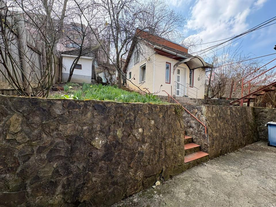 Casa 300 mpc - 670 mp teren - 10 minute pe jos de Mures Mall!