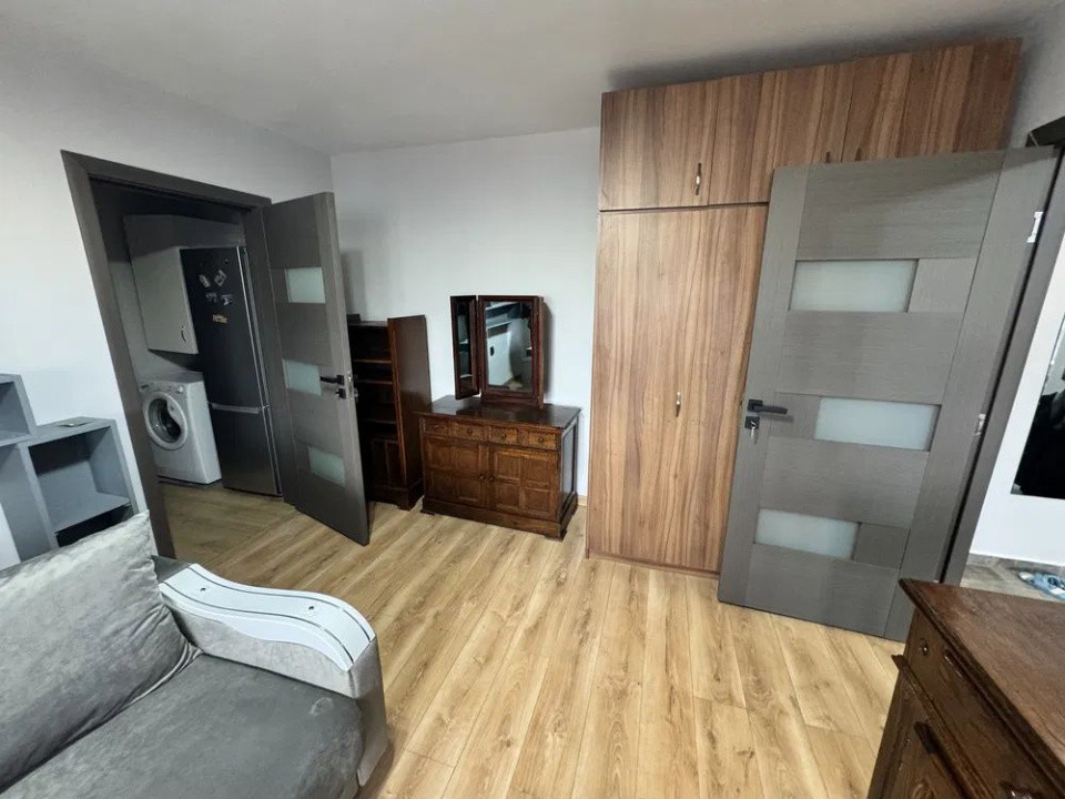 Apartament complet mobilat, in apropiere de spital si UMF!