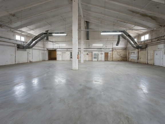 Spatii - logistic sau productie - UNGHENI - acces TIR - de la 409 mp la 2112 mp!