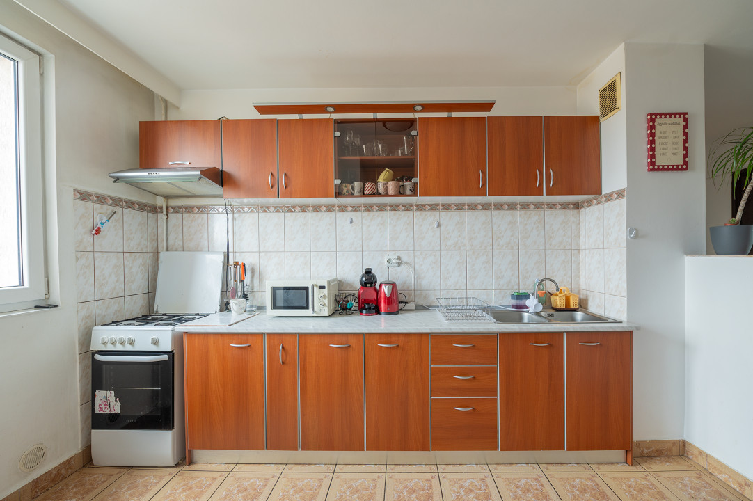 Apartament 3 camere decomandat, Aleea Firiza