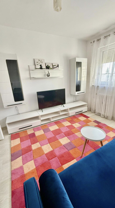 Apartament 2 camere, cochet și luminos, în zona excelenta în Dambu 