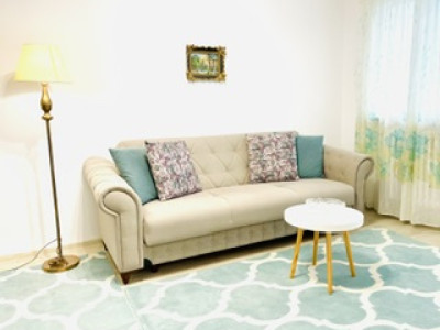 Apartament 2 camere, cochet și luminos, în zona excelenta în Dambu 