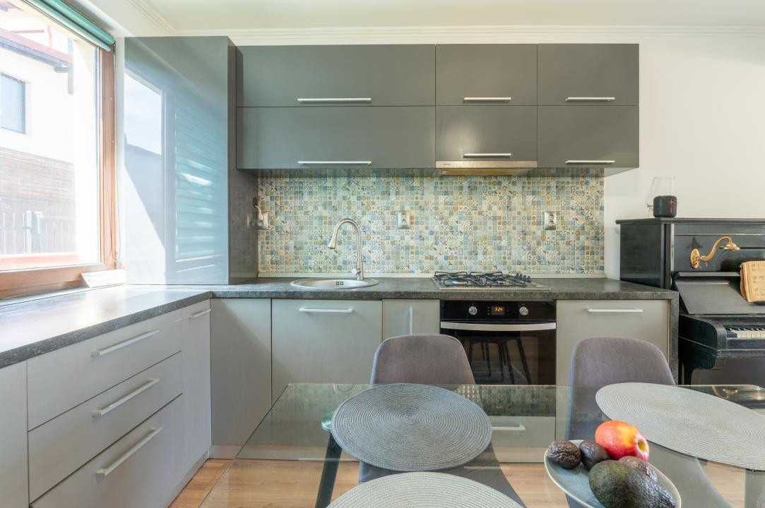 Duplex cu Teren Generos și Birou – Str. Urușagului 113R